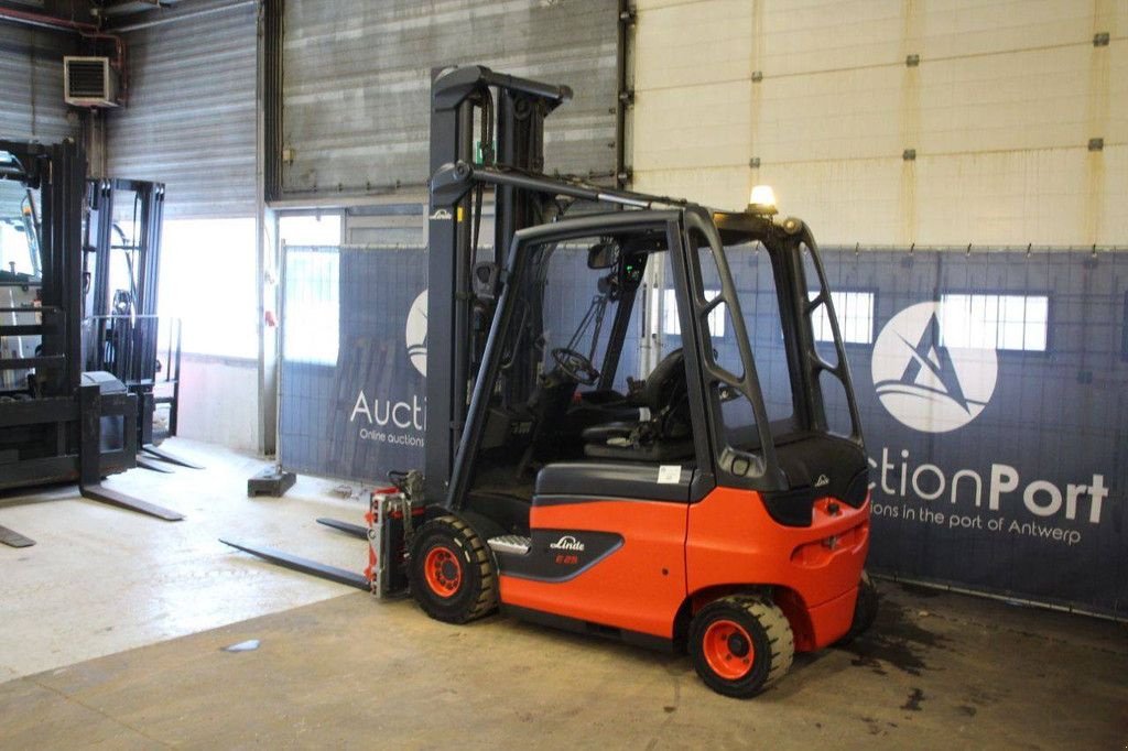Frontstapler от тип Linde E25, Gebrauchtmaschine в Antwerpen (Снимка 3)