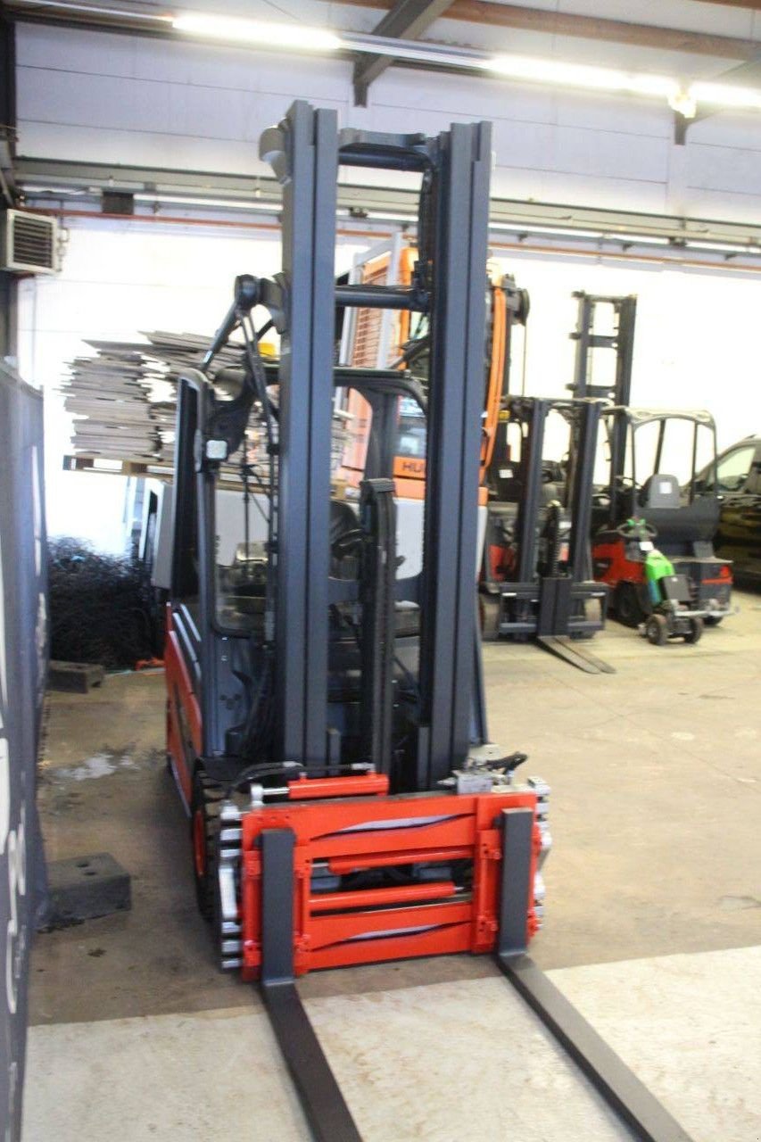 Frontstapler от тип Linde E25, Gebrauchtmaschine в Antwerpen (Снимка 7)