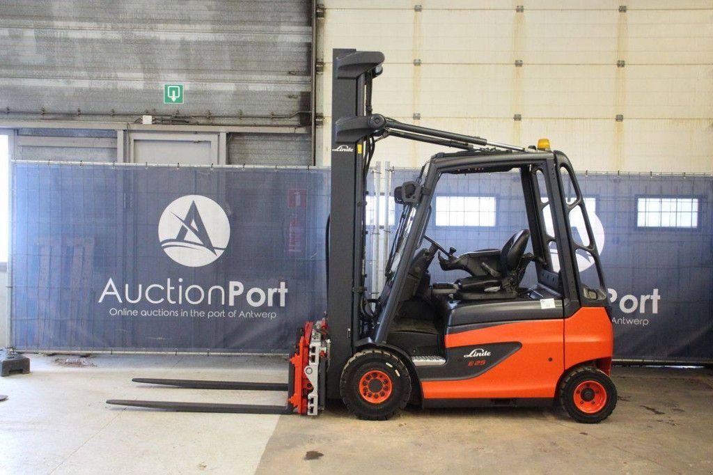 Frontstapler от тип Linde E25, Gebrauchtmaschine в Antwerpen (Снимка 2)