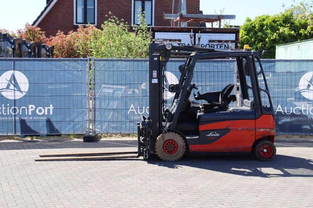 Frontstapler του τύπου Linde E25, Gebrauchtmaschine σε Antwerpen (Φωτογραφία 2)