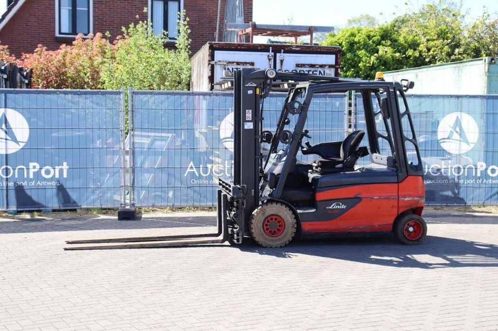 Frontstapler του τύπου Linde E25, Gebrauchtmaschine σε Antwerpen (Φωτογραφία 1)