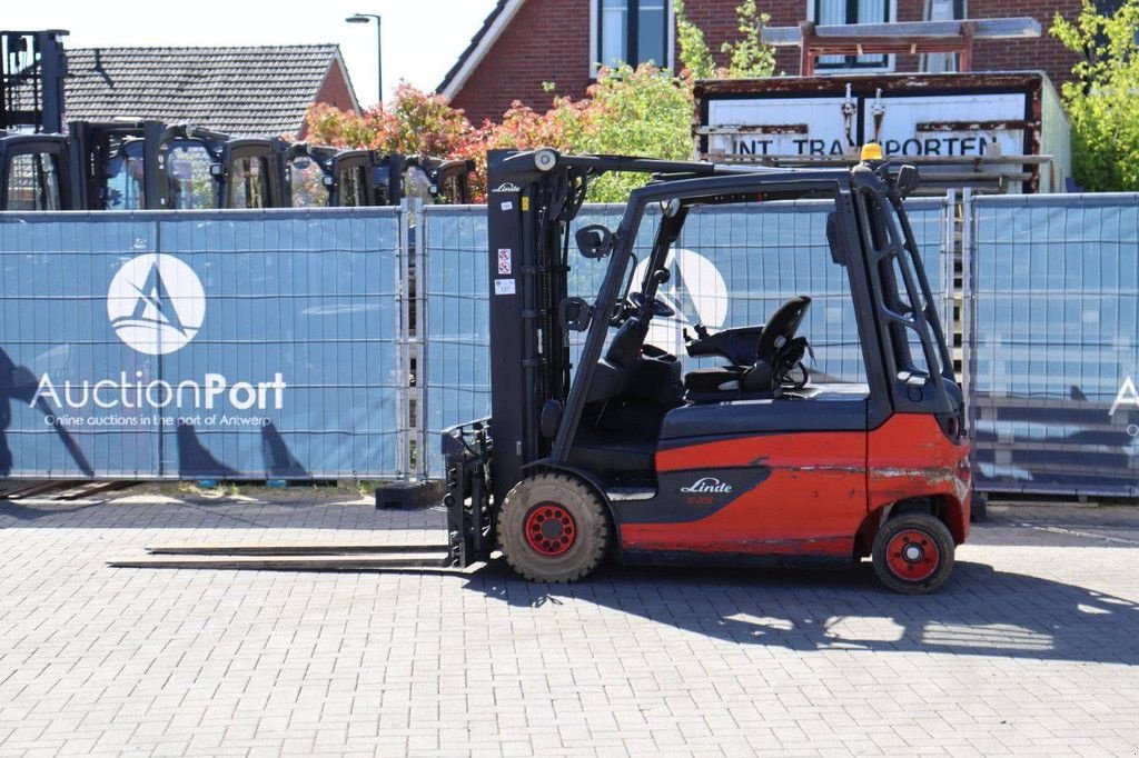 Frontstapler του τύπου Linde E25, Gebrauchtmaschine σε Antwerpen (Φωτογραφία 3)