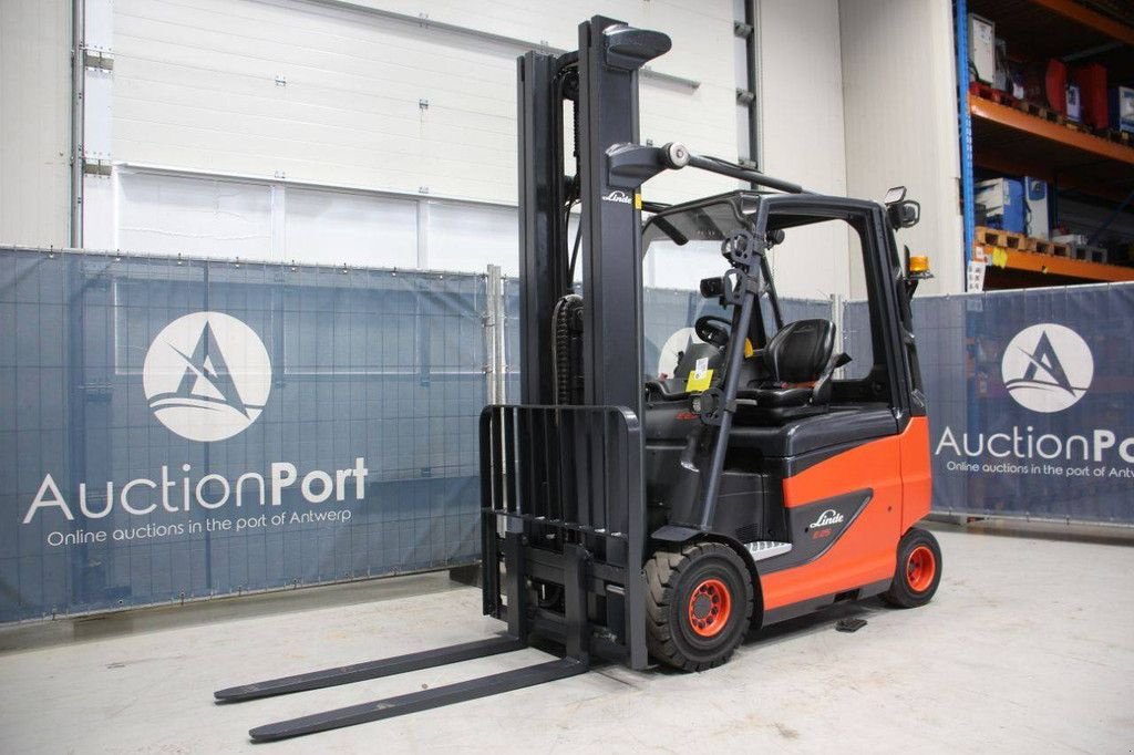 Frontstapler типа Linde E25H-01/600, Gebrauchtmaschine в Antwerpen (Фотография 9)