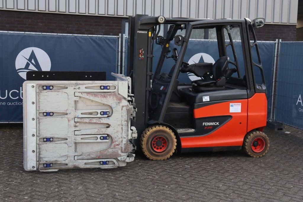 Frontstapler Türe ait Linde E25H-01/600, Gebrauchtmaschine içinde Antwerpen (resim 1)