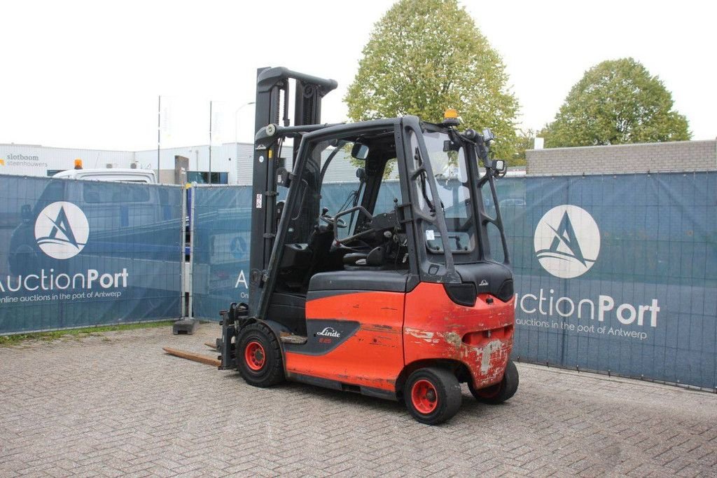 Frontstapler типа Linde E25HL-01/600, Gebrauchtmaschine в Antwerpen (Фотография 3)