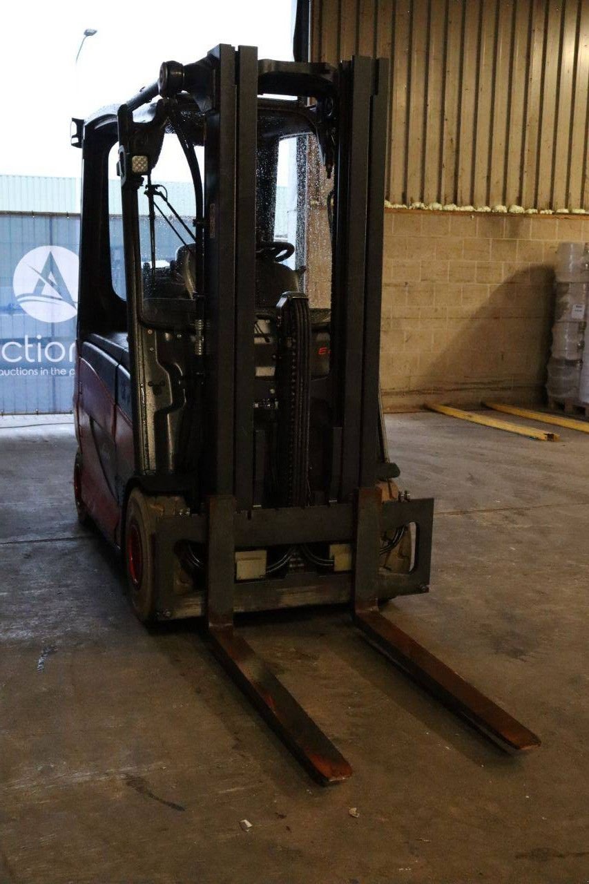 Frontstapler Türe ait Linde E25HL-01/600, Gebrauchtmaschine içinde Antwerpen (resim 8)