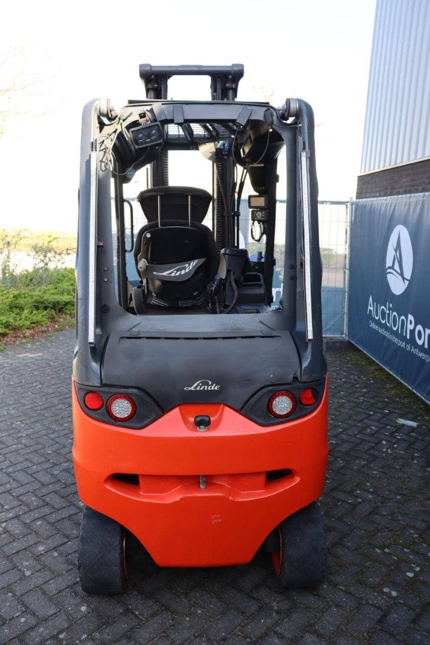 Frontstapler typu Linde E25HL-01/600, Gebrauchtmaschine v Antwerpen (Obrázek 5)