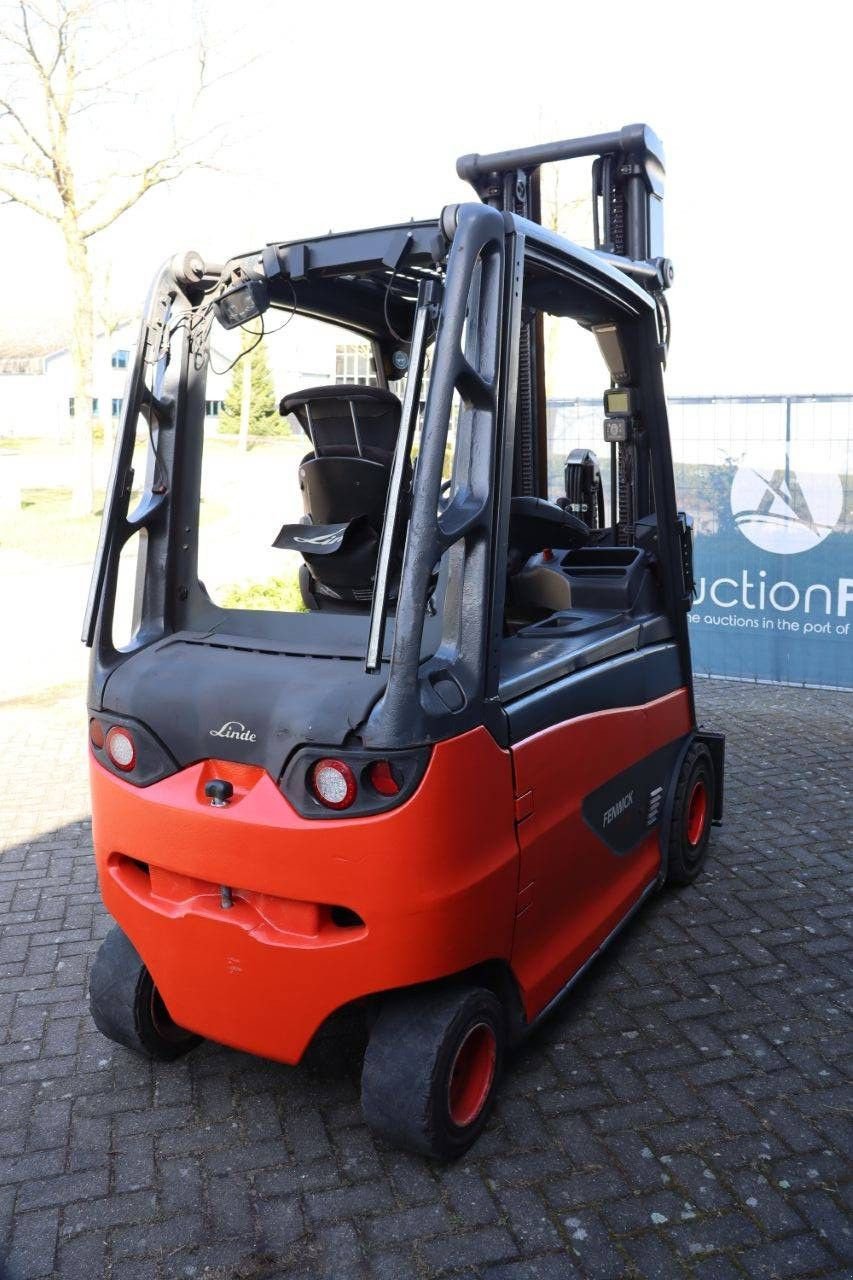 Frontstapler typu Linde E25HL-01/600, Gebrauchtmaschine v Antwerpen (Obrázek 7)