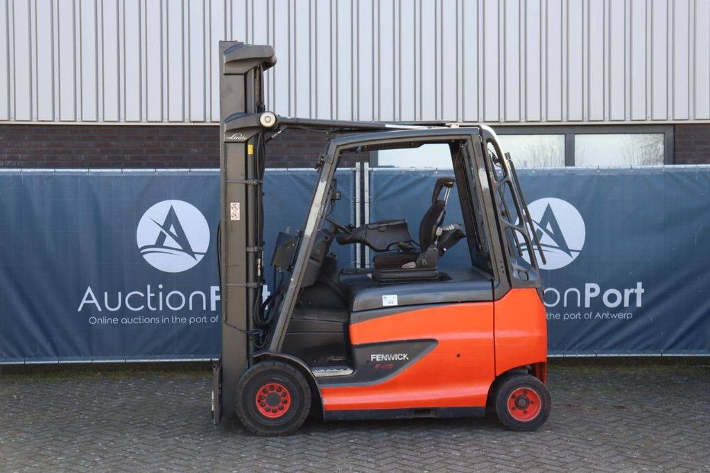 Frontstapler typu Linde E25HL-01/600, Gebrauchtmaschine v Antwerpen (Obrázek 2)