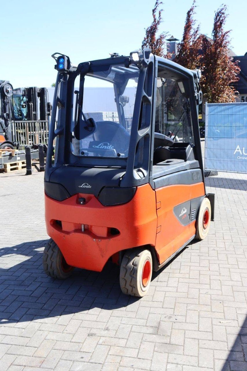 Frontstapler Türe ait Linde E25HL-01/600, Gebrauchtmaschine içinde Antwerpen (resim 8)
