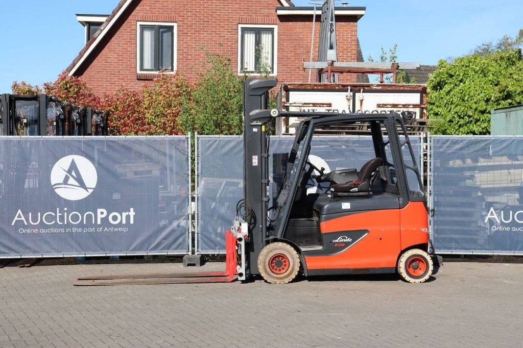 Frontstapler типа Linde E25HL-01/600, Gebrauchtmaschine в Antwerpen (Фотография 1)
