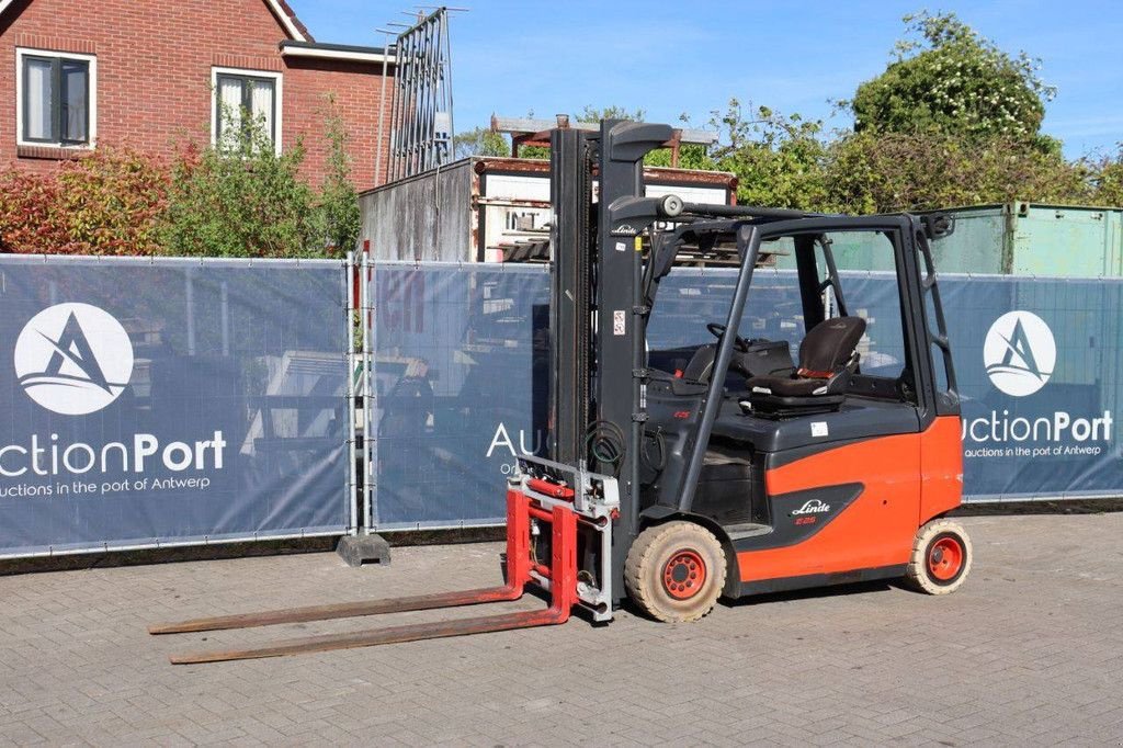 Frontstapler типа Linde E25HL-01/600, Gebrauchtmaschine в Antwerpen (Фотография 10)