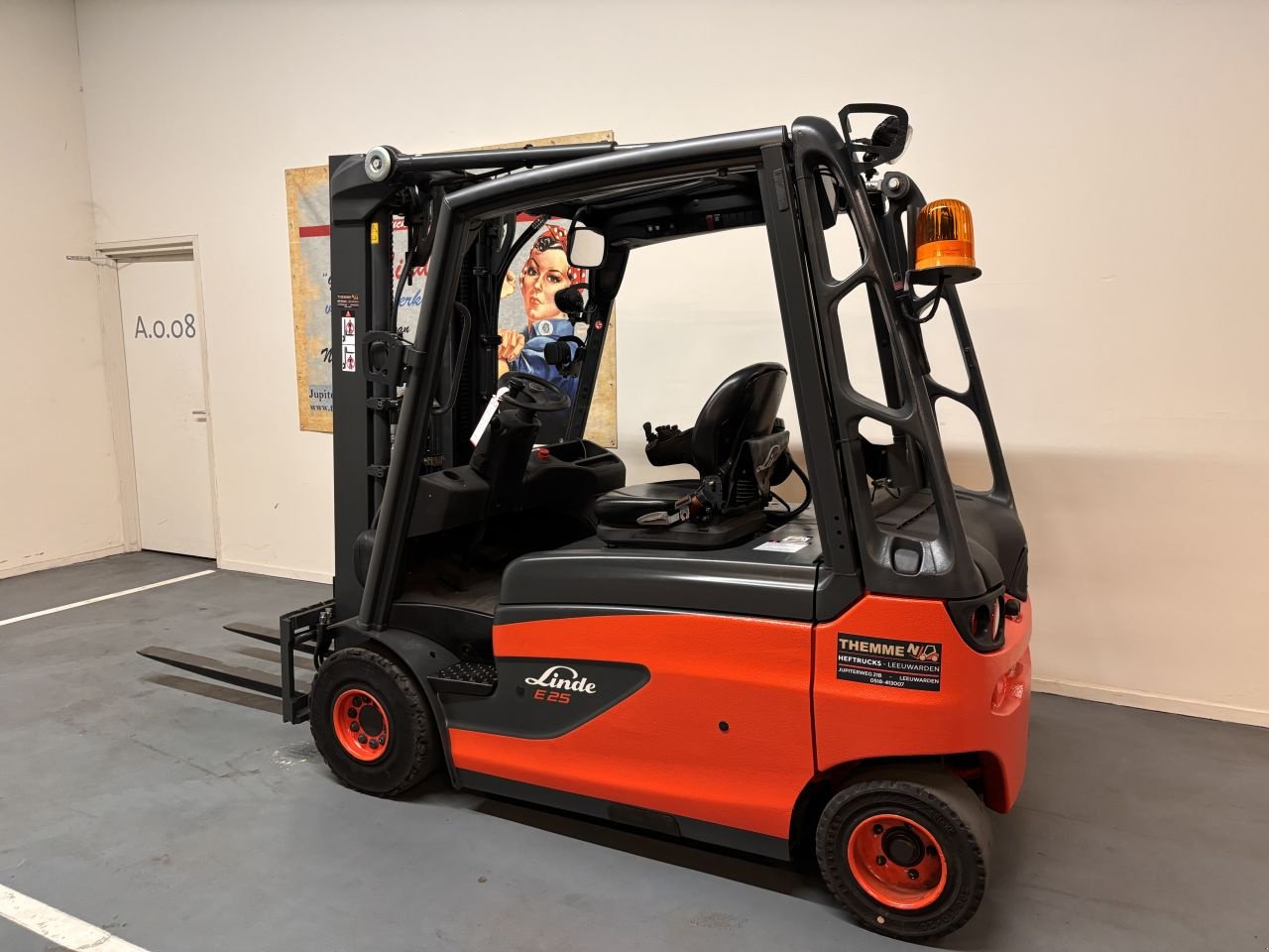 Frontstapler от тип Linde E25L-01-387, Gebrauchtmaschine в Leeuwarden (Снимка 2)