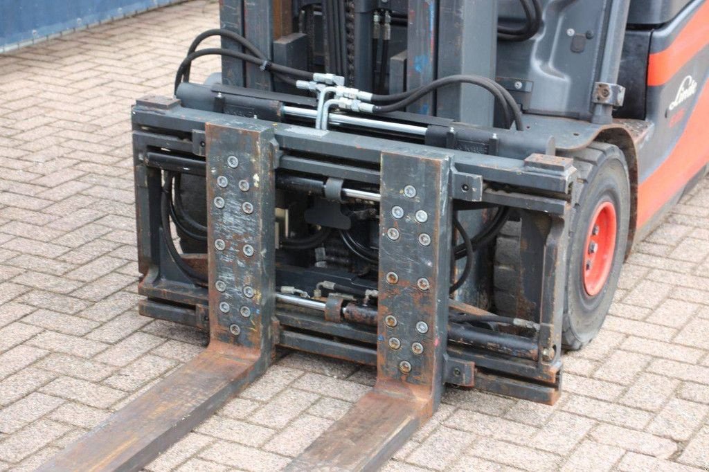 Frontstapler des Typs Linde E25L-01, Gebrauchtmaschine in Antwerpen (Bild 11)