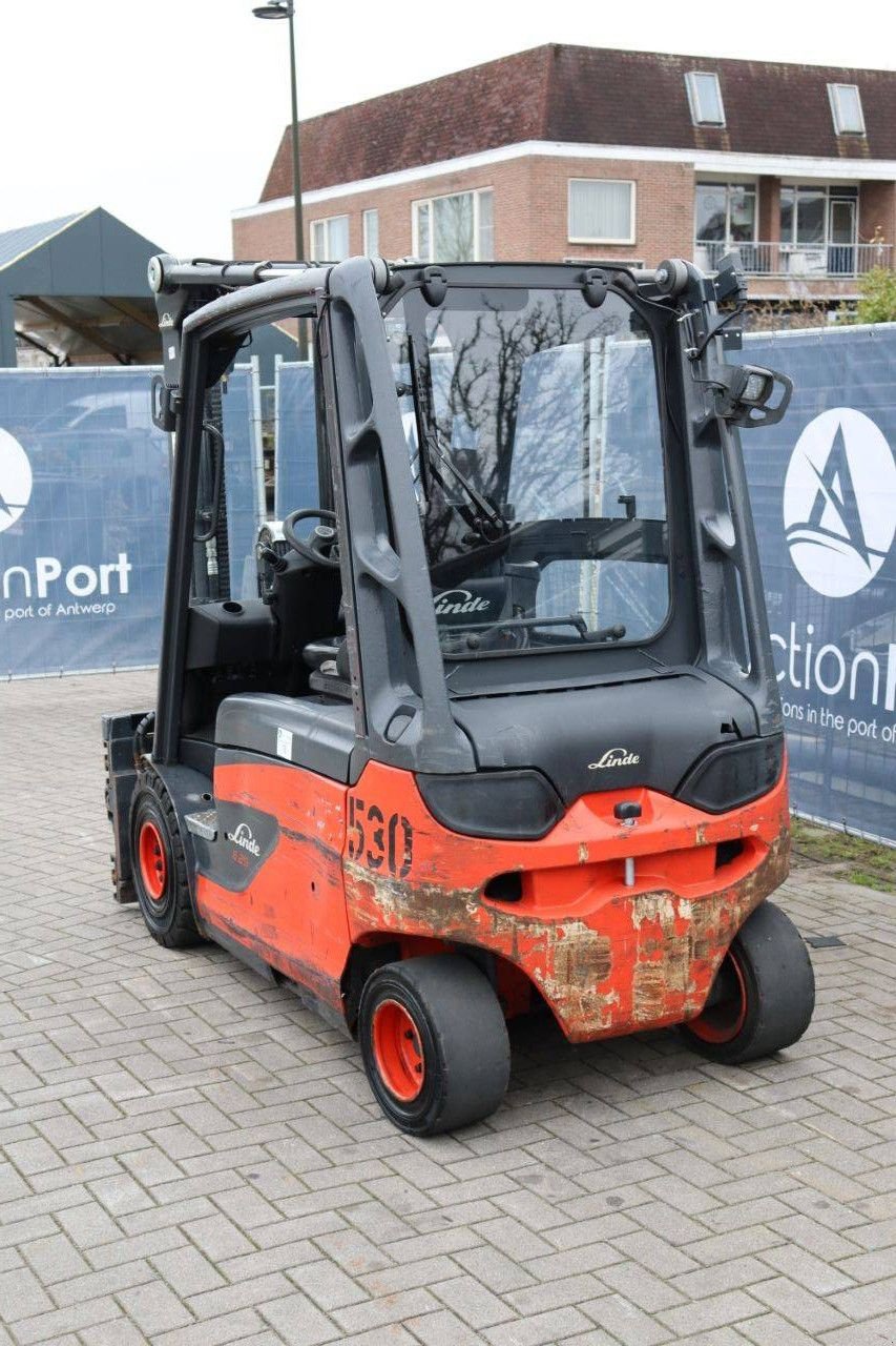 Frontstapler del tipo Linde E25L-01, Gebrauchtmaschine en Antwerpen (Imagen 5)