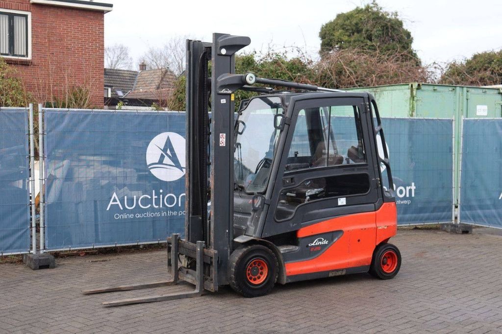 Frontstapler tip Linde E25L-01, Gebrauchtmaschine in Antwerpen (Poză 10)