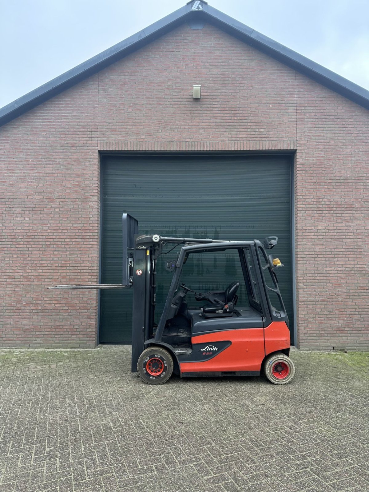 Frontstapler типа Linde E25L-01, Gebrauchtmaschine в Reusel (Фотография 3)