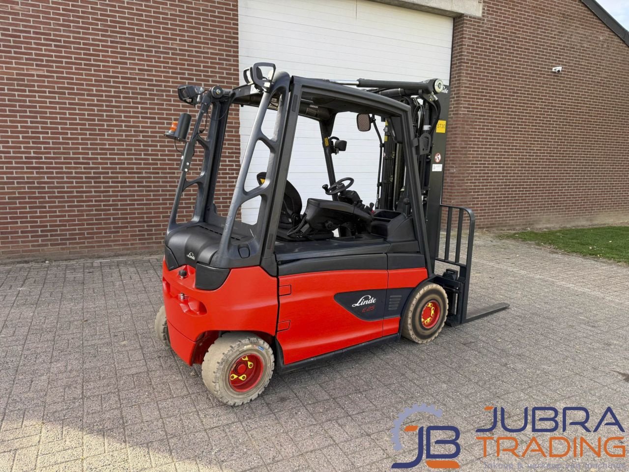 Frontstapler типа Linde E25L-01, Gebrauchtmaschine в Buggenum (Фотография 8)