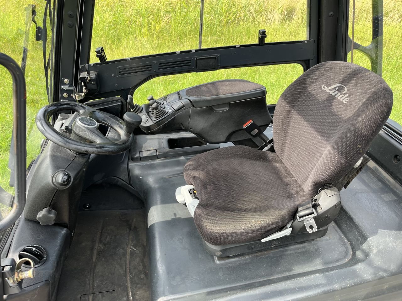 Frontstapler του τύπου Linde E25L-01, Gebrauchtmaschine σε Lelystad (Φωτογραφία 9)