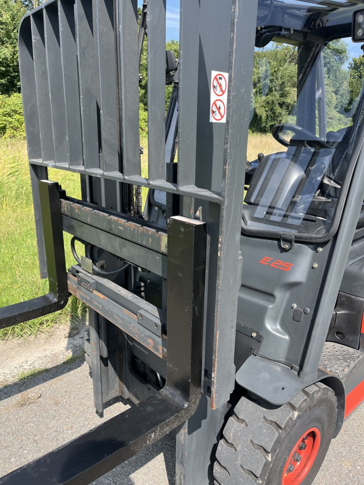 Frontstapler typu Linde E25L-01, Gebrauchtmaschine v Lelystad (Obrázek 9)