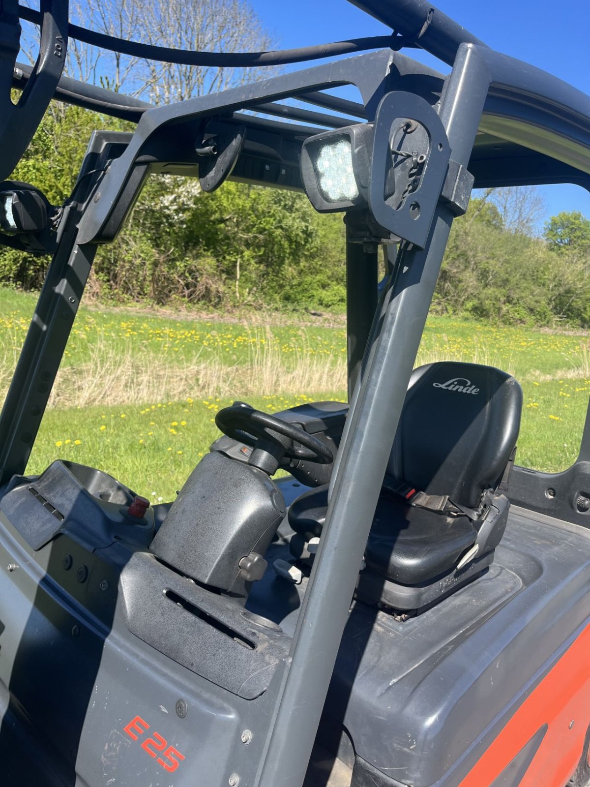 Frontstapler типа Linde E25L, Gebrauchtmaschine в Lelystad (Фотография 5)