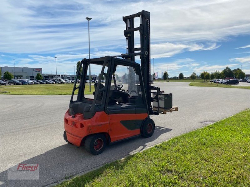 Frontstapler typu Linde E30-01, Gebrauchtmaschine w Mühldorf (Zdjęcie 7)