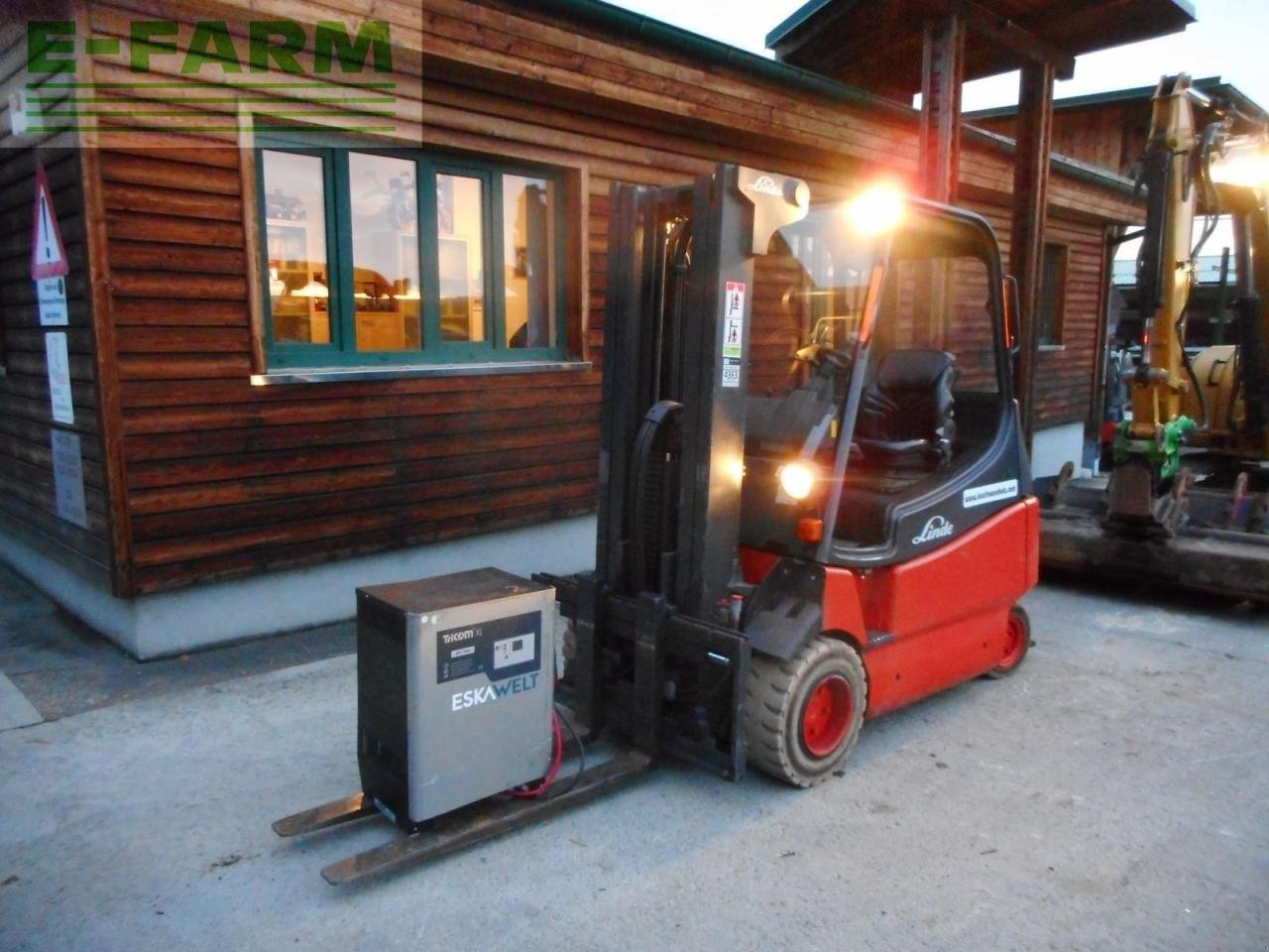 Frontstapler des Typs Linde e30-02 / 600 triplex + ss ( batterie 2024 ), Gebrauchtmaschine in ST. NIKOLAI/DR. (Bild 2)