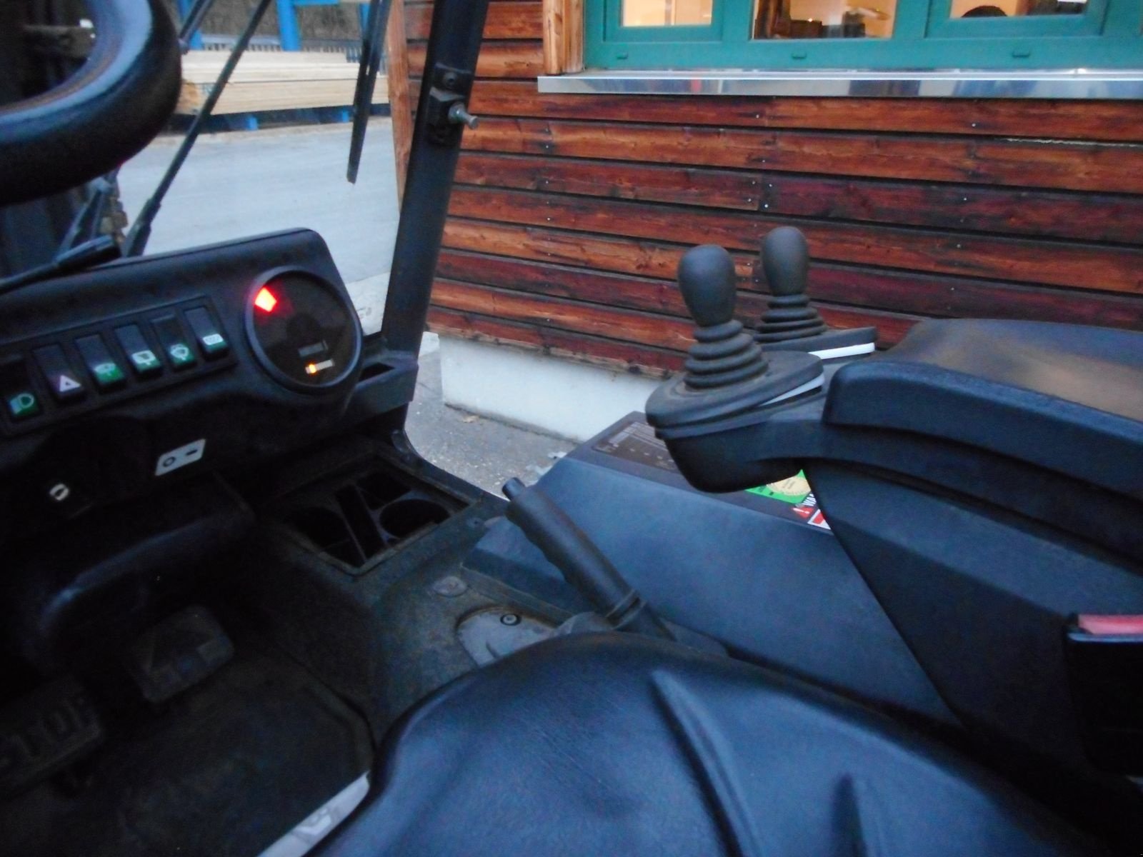 Frontstapler tipa Linde E30-02 / 600 Triplex + SS ( Batterie 2024 ), Gebrauchtmaschine u St. Nikolai ob Draßling (Slika 10)