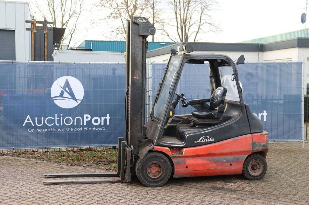 Frontstapler van het type Linde E30/02, Gebrauchtmaschine in Antwerpen (Foto 1)