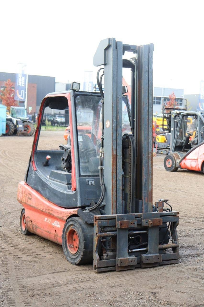 Frontstapler типа Linde E30-02, Gebrauchtmaschine в Antwerpen (Фотография 8)