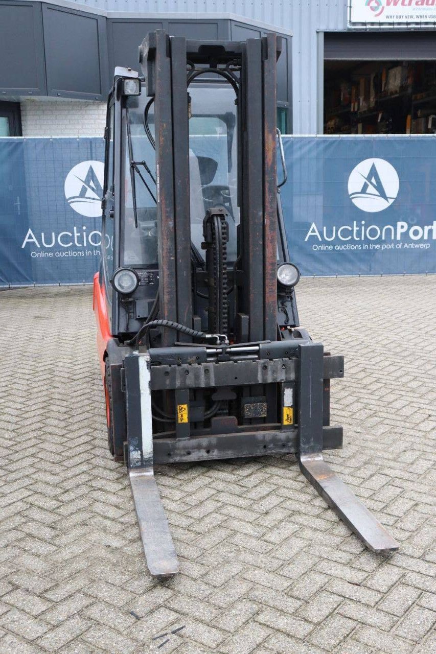 Frontstapler a típus Linde E30/03, Gebrauchtmaschine ekkor: Antwerpen (Kép 8)