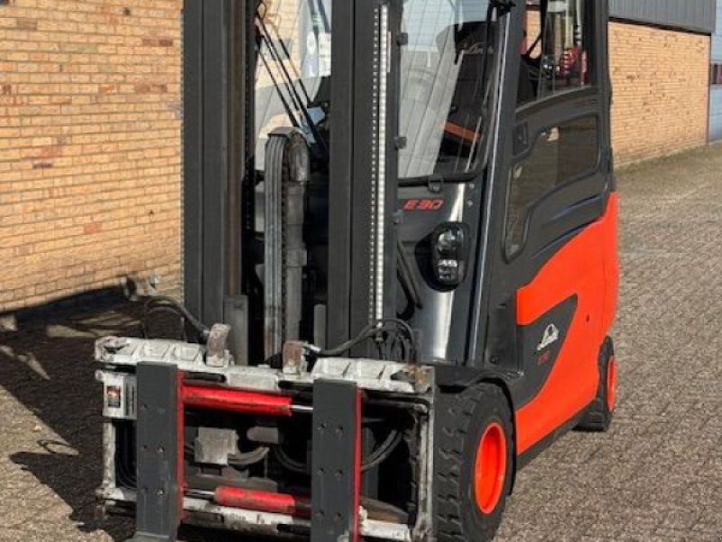 Linde E30 HL-01/600, Gebrauchtmaschine, Year of manuf.: 2018, Operating hours / hectare: 10288 (Picture 1) Frontstapler of the type Linde E30 HL-01/600, Gebrauchtmaschine in Oldenzaal (Picture 1)