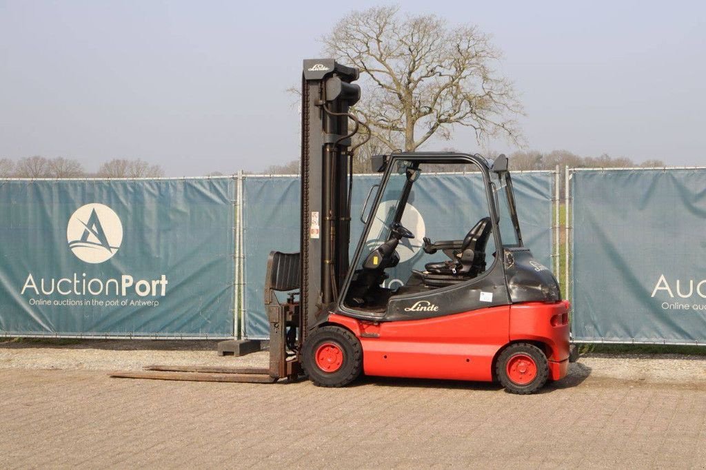 Frontstapler от тип Linde E30, Gebrauchtmaschine в Antwerpen (Снимка 3)