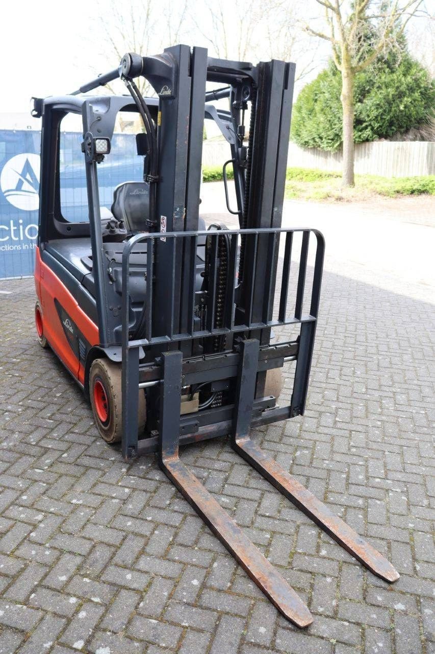 Frontstapler a típus Linde E30, Gebrauchtmaschine ekkor: Antwerpen (Kép 8)