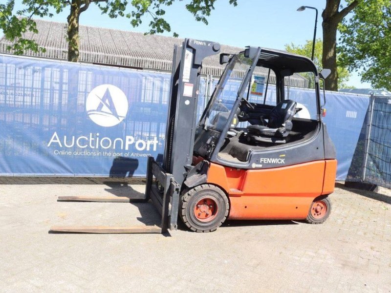 Frontstapler Türe ait Linde E30, Gebrauchtmaschine içinde Antwerpen (resim 1)