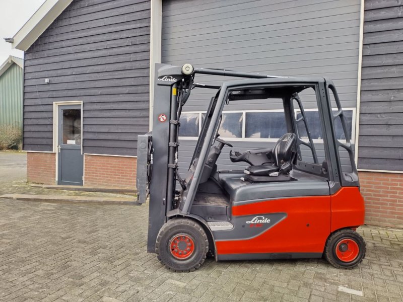 Linde E30, Gebrauchtmaschine, Baujahr: 2014, Betriebsstunden / Hektar: 8185 (Bild 1) Frontstapler des Typs Linde E30, Gebrauchtmaschine in Blokzijl (Bild 1)