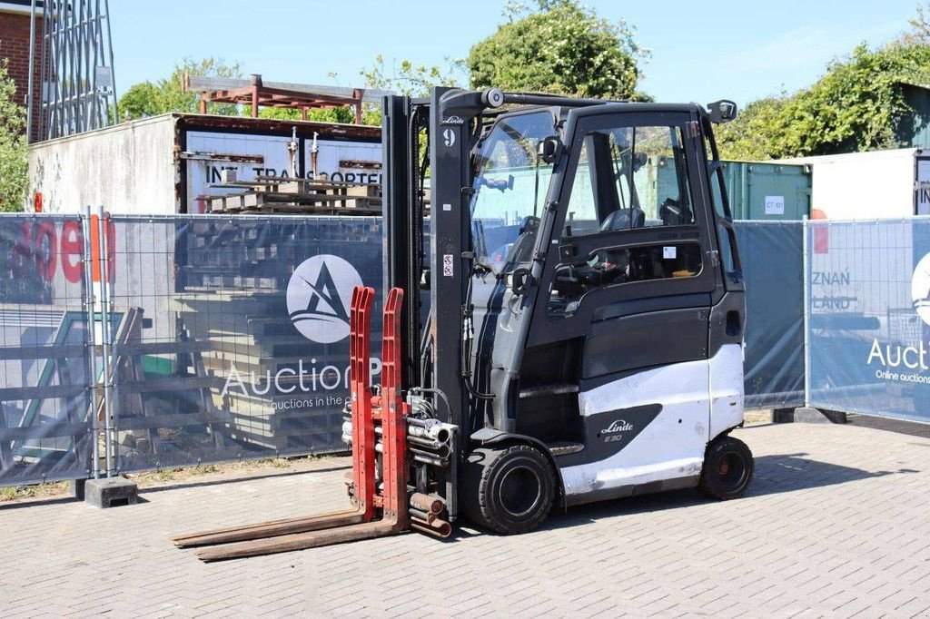 Frontstapler del tipo Linde E30HL-01/600, Gebrauchtmaschine en Antwerpen (Imagen 10)