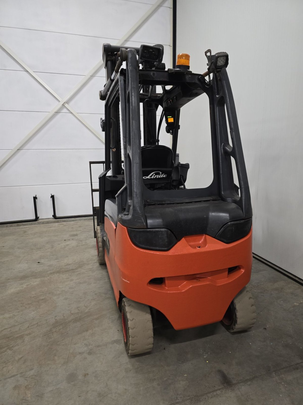 Frontstapler of the type Linde E30HL-01/600, Gebrauchtmaschine in Vlierden (Picture 5)