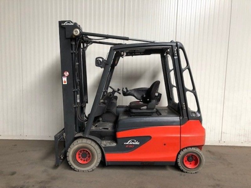 Frontstapler του τύπου Linde E30L-01 4925, Gebrauchtmaschine σε Emmeloord (Φωτογραφία 1)