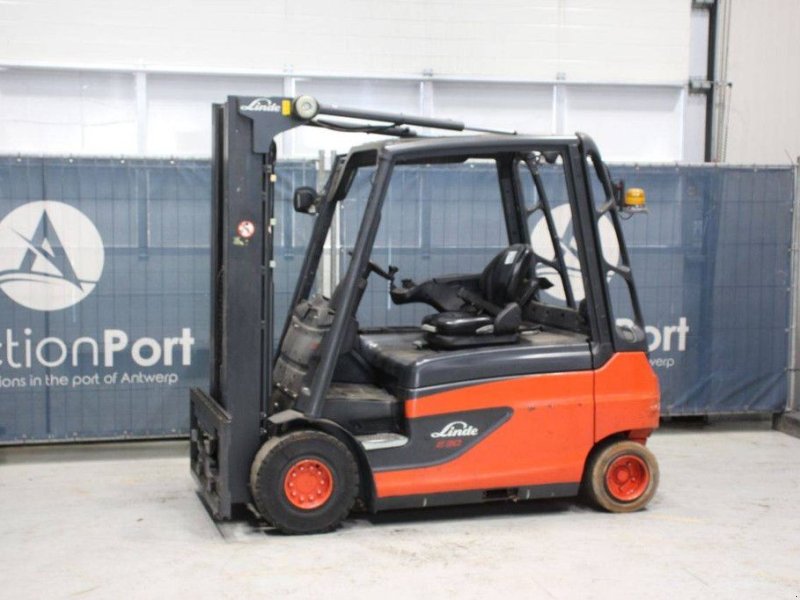 Frontstapler typu Linde E30L-01, Gebrauchtmaschine v Antwerpen (Obrázek 1)
