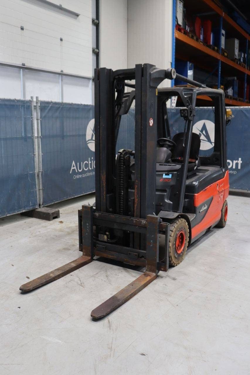 Frontstapler za tip Linde E30L-01, Gebrauchtmaschine u Antwerpen (Slika 10)