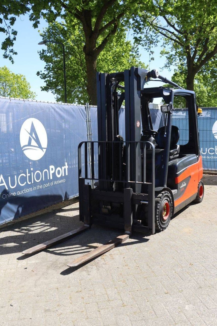 Frontstapler типа Linde E30L-01, Gebrauchtmaschine в Antwerpen (Фотография 9)