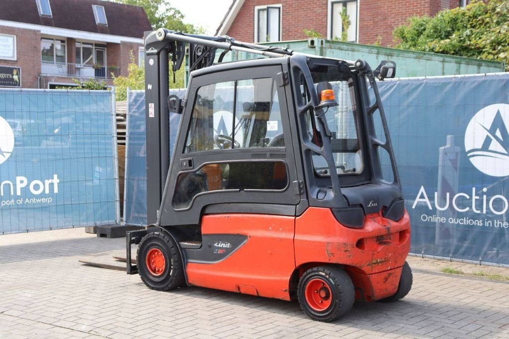 Frontstapler Türe ait Linde E30L-01, Gebrauchtmaschine içinde Antwerpen (resim 4)