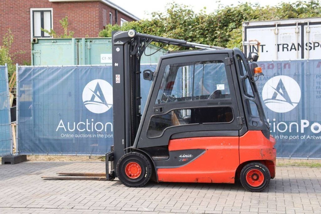 Frontstapler Türe ait Linde E30L-01, Gebrauchtmaschine içinde Antwerpen (resim 3)