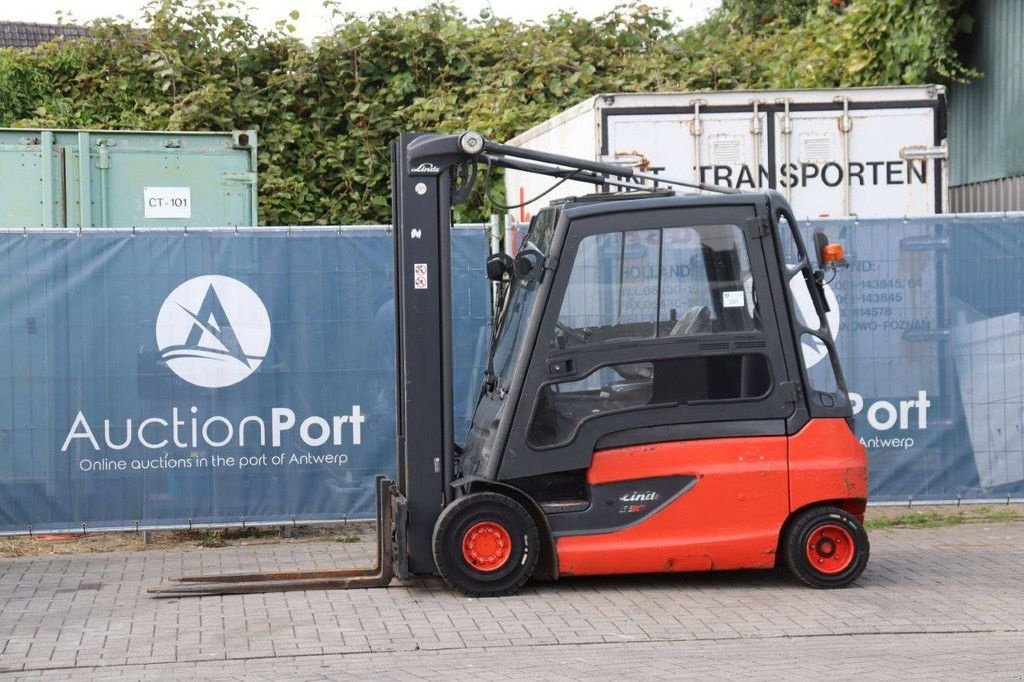 Frontstapler Türe ait Linde E30L-01, Gebrauchtmaschine içinde Antwerpen (resim 1)