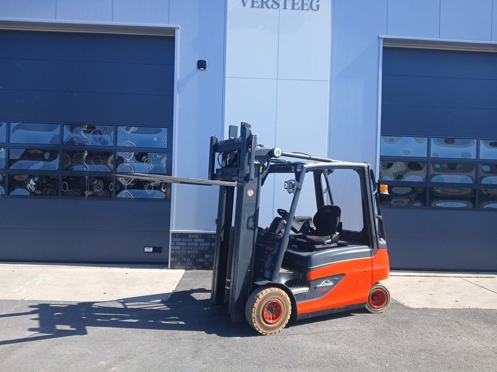 Frontstapler vrste Linde E30L-01, Gebrauchtmaschine v Swifterbant (Slika 2)