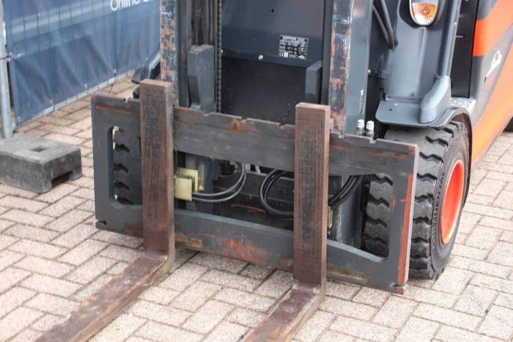 Frontstapler of the type Linde E30RHL-01/600, Gebrauchtmaschine in Antwerpen (Picture 11)