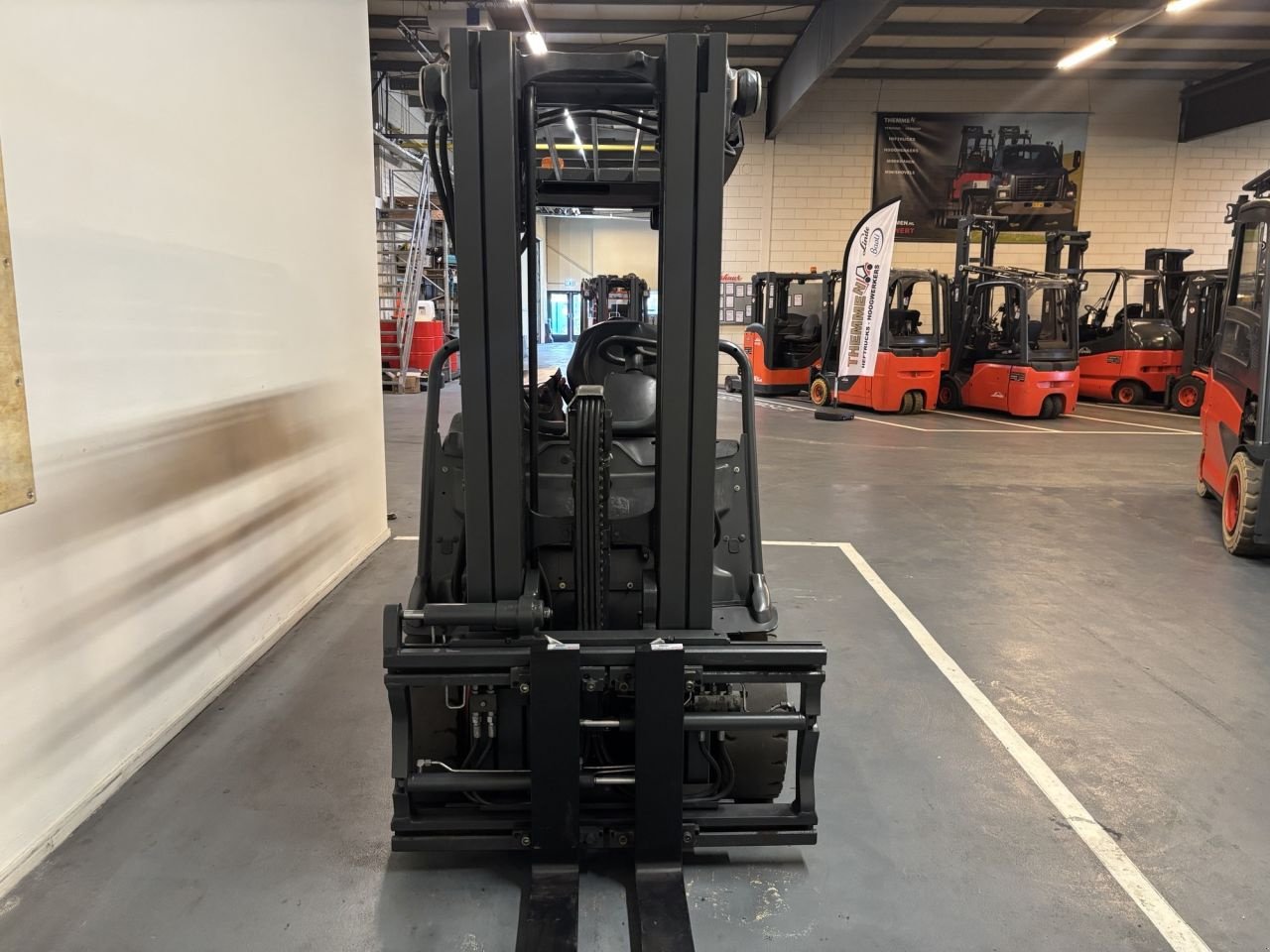 Frontstapler des Typs Linde E30RL-01 387, Gebrauchtmaschine in Leeuwarden (Bild 5)