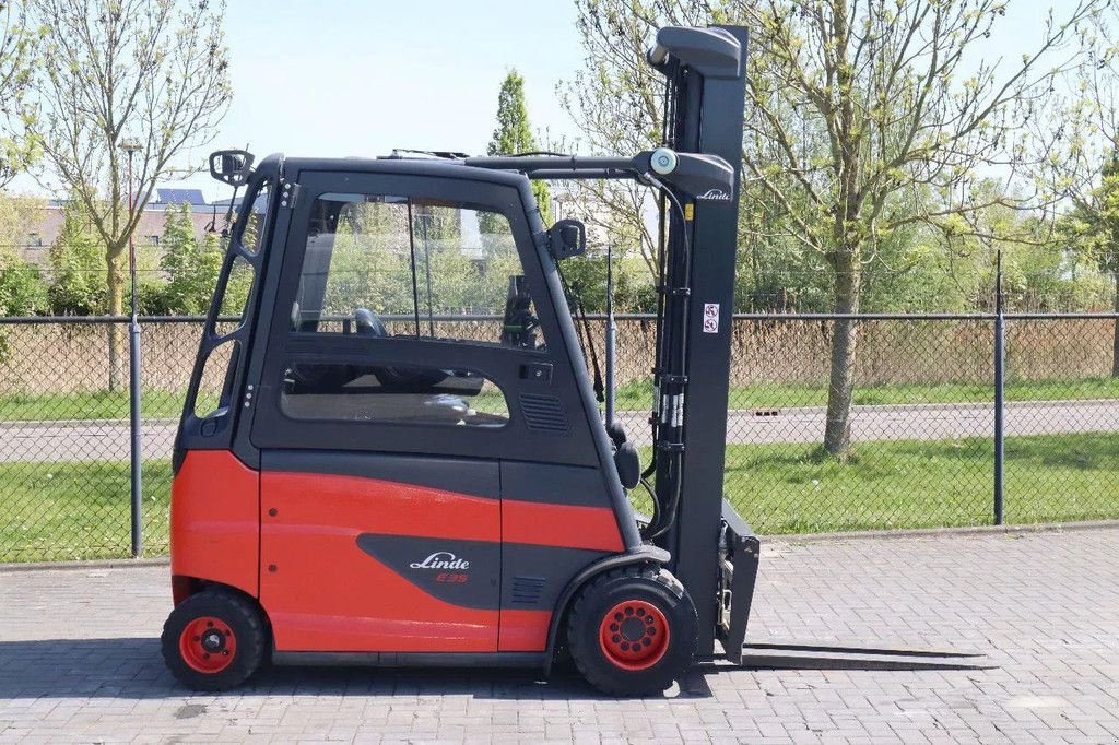 Frontstapler of the type Linde E35 HL-01 SIDESHIFT POSITIONERS LOW HOURS, Gebrauchtmaschine in Marknesse (Picture 4)