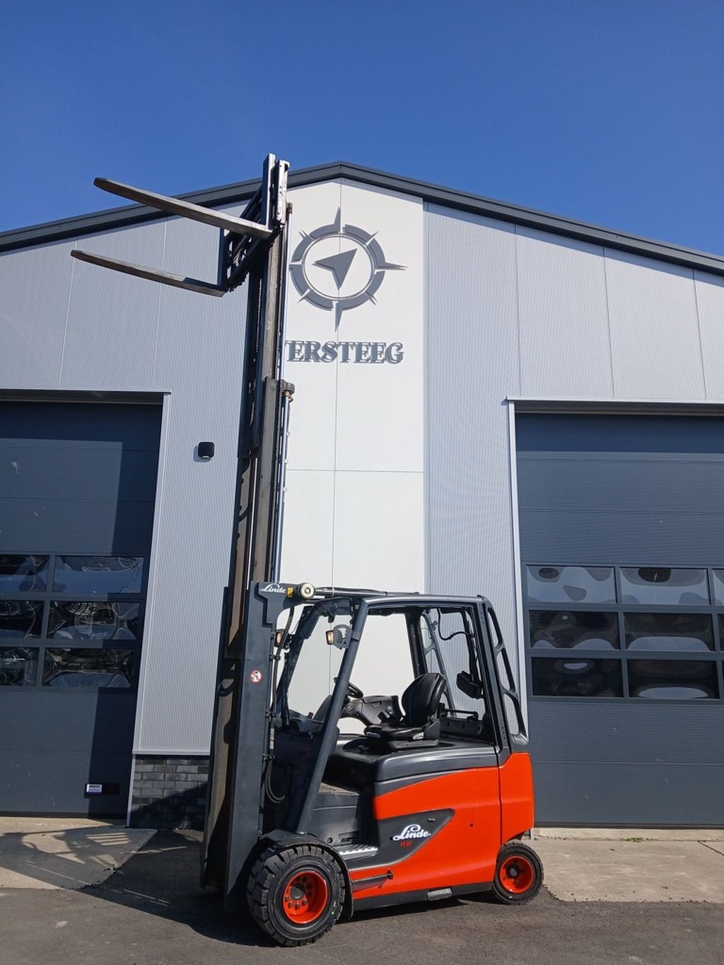 Frontstapler del tipo Linde E35, Gebrauchtmaschine en Swifterbant (Imagen 8)